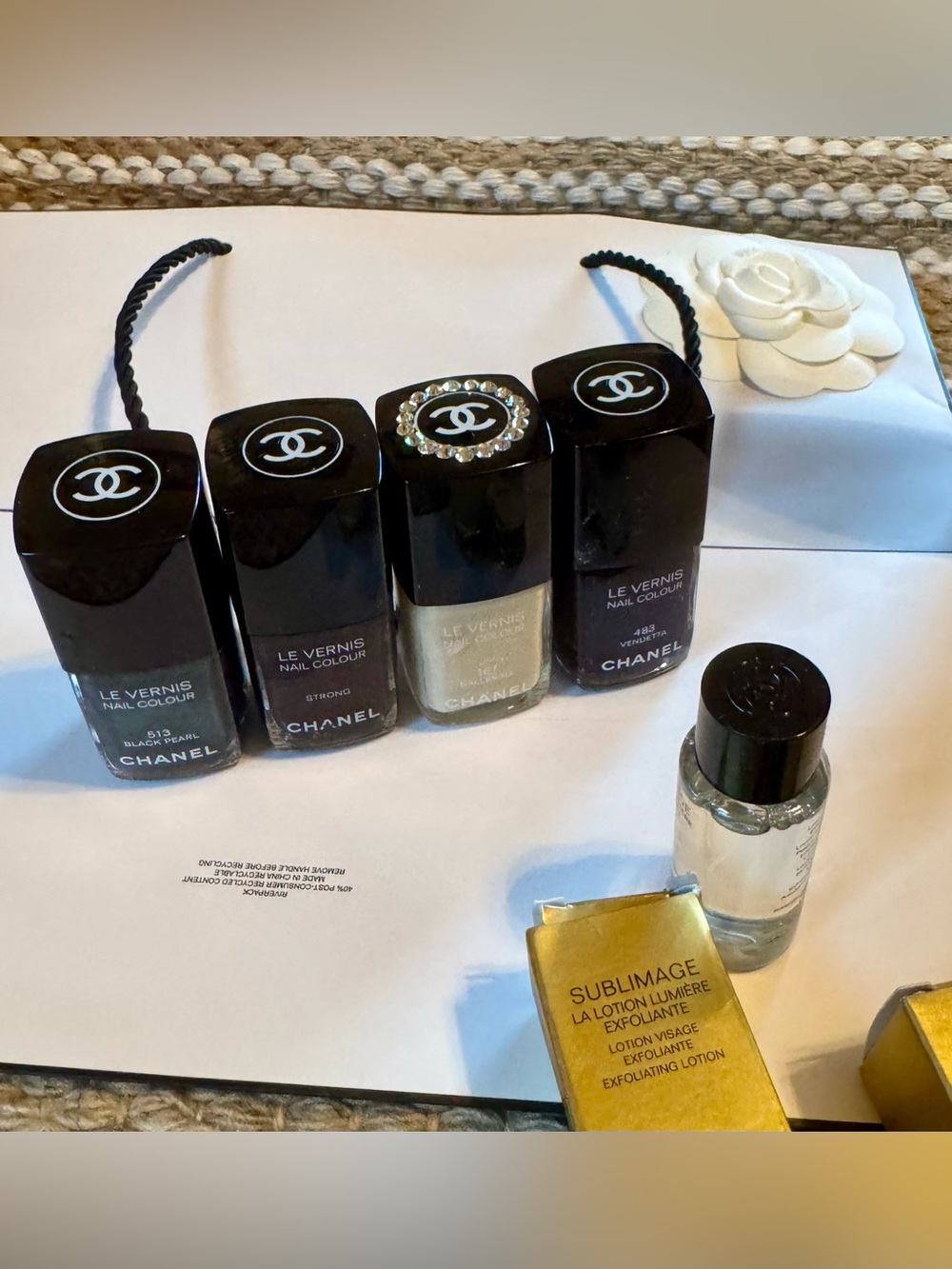 CHANEL Skincare & Nail Collection in Black, White, Gold - Picture 4 of 9